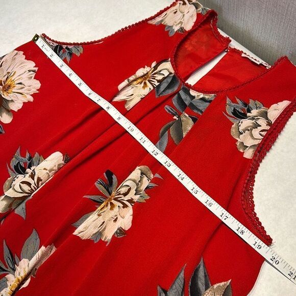 Umgee Red Floral Sleeveless Swing Dress Sz Medium Shift Lined Pleats Mini Spring - Picture 8 of 11